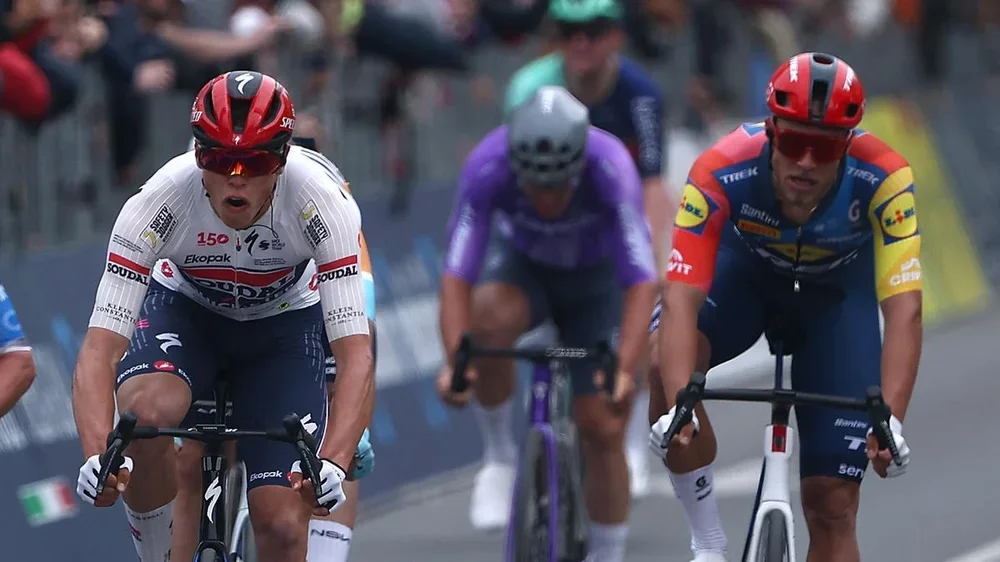 Paul Magnier, ganador de la etapa 1 del Giro de Italia.